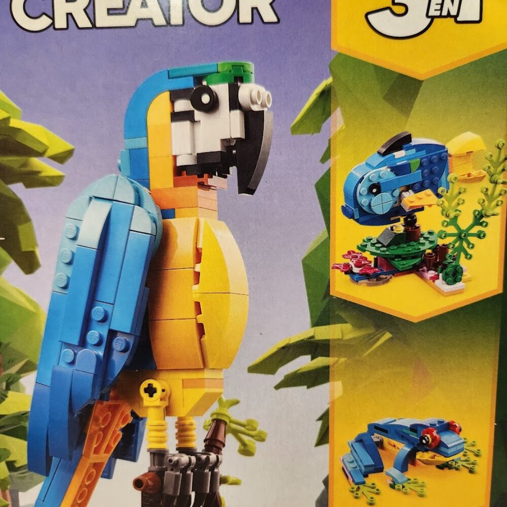 Lego Creator 3in1 Exotic Parrot Macaw Fish Frog Lego Set 253 Pieces CHRISTMAS Ma - Picture 11 of 15